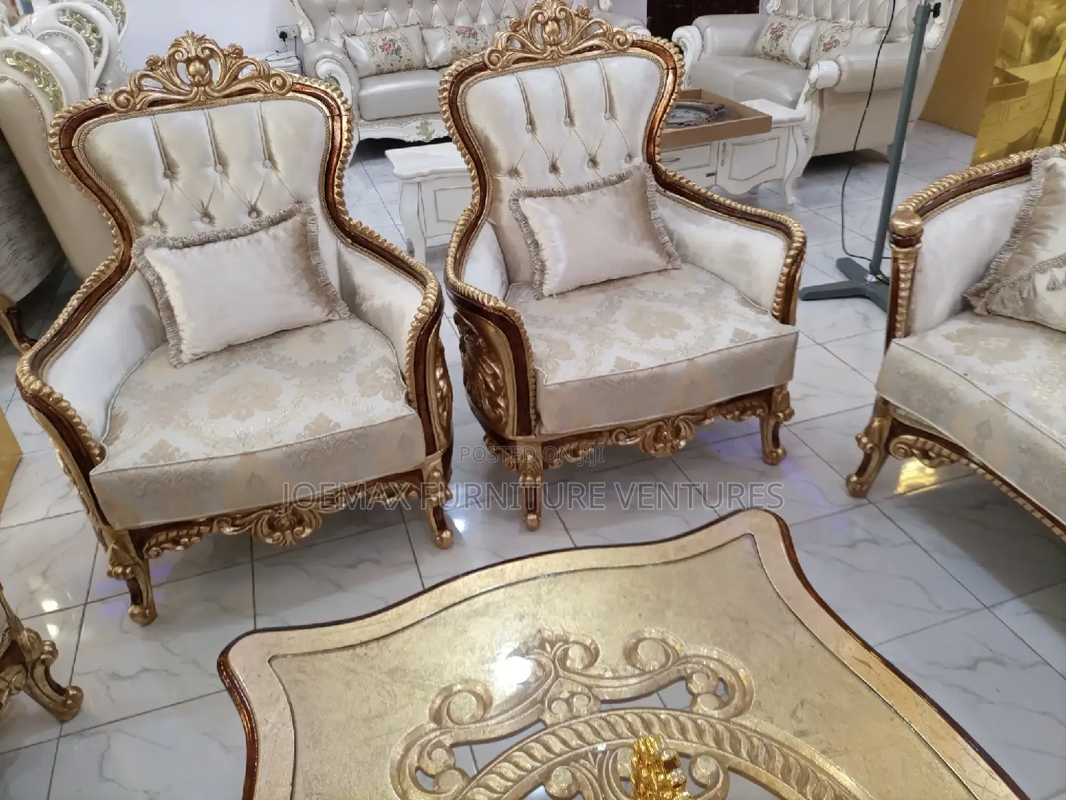 Quality 8 Seater Living Room Fabric Made Royal Sofa Chair.