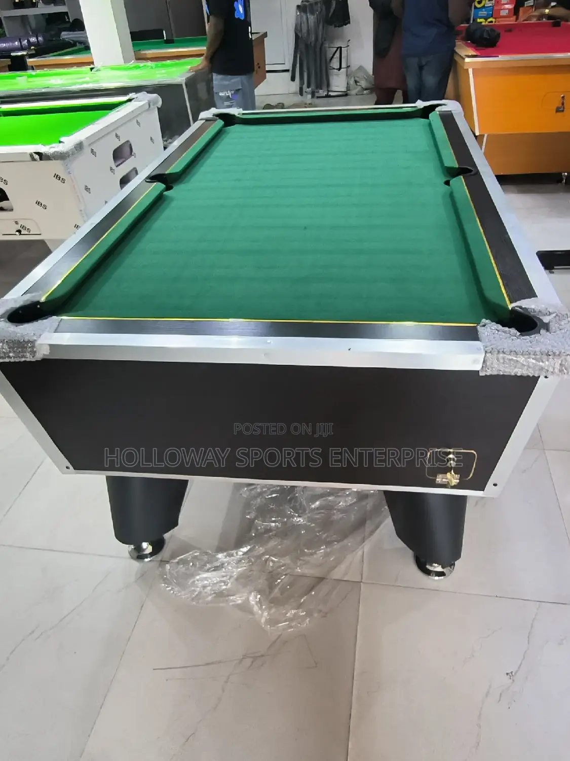 7ft Coin Snooker With Free Accessories