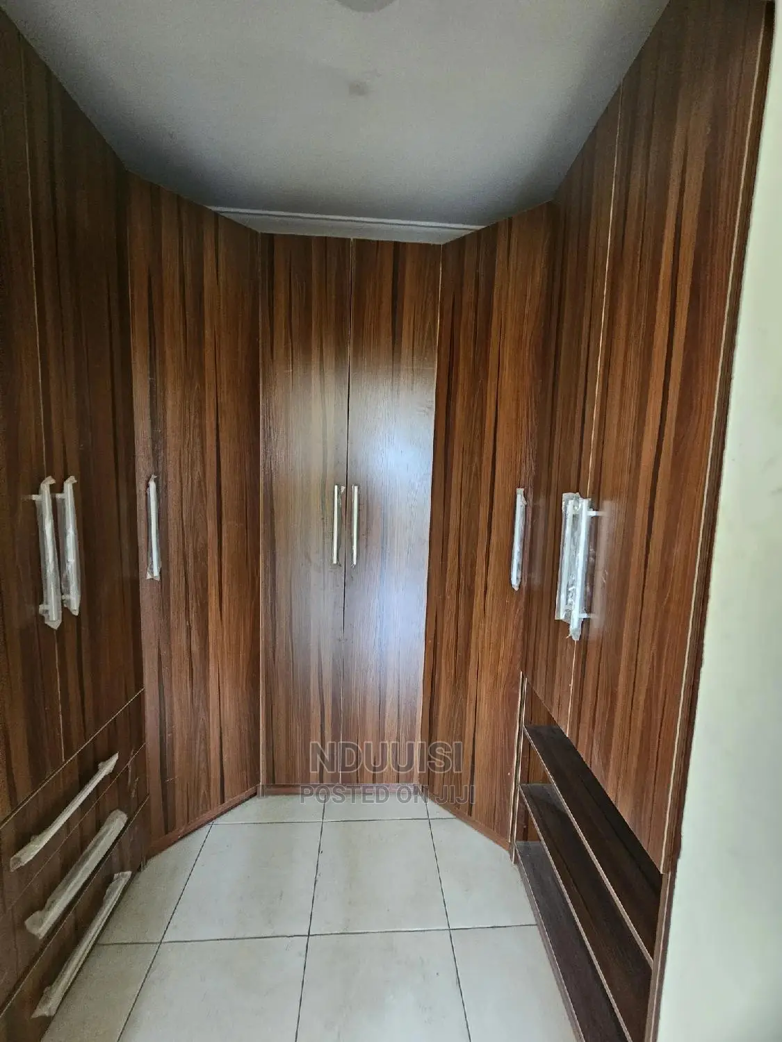 4bdrm Duplex in Creek Haven Estate, VGC / Ajah for sale