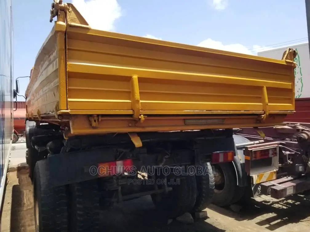 M/Benz Tipper Foriegn Bucket 1617 Model