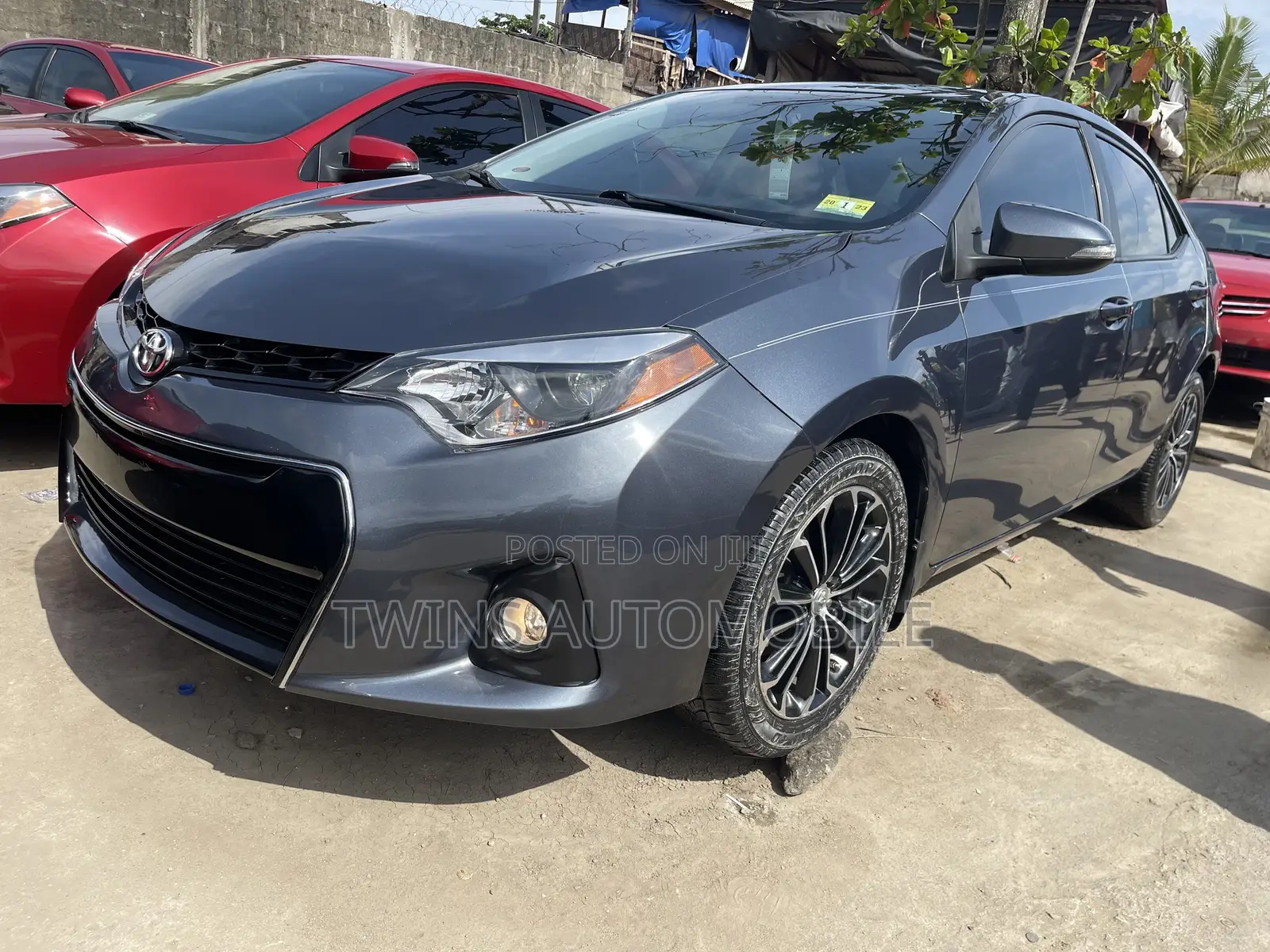 Toyota Corolla 2015 Gray