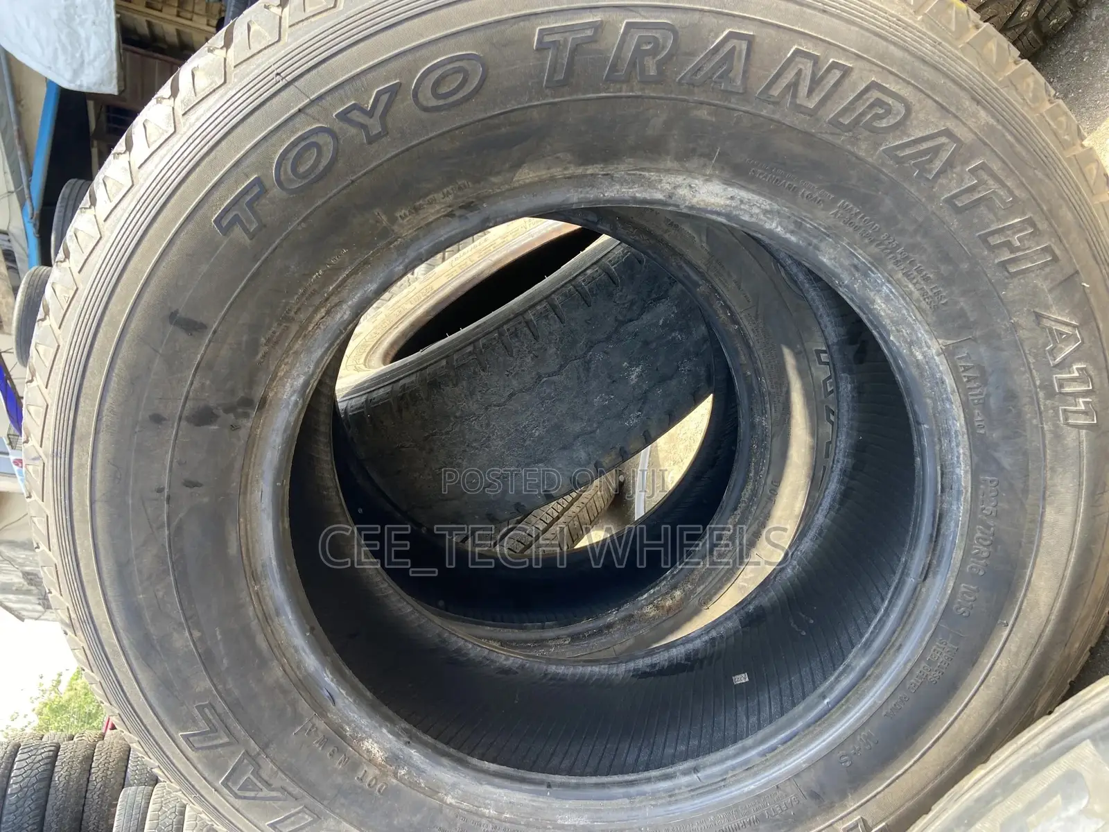 225/70r16 Set