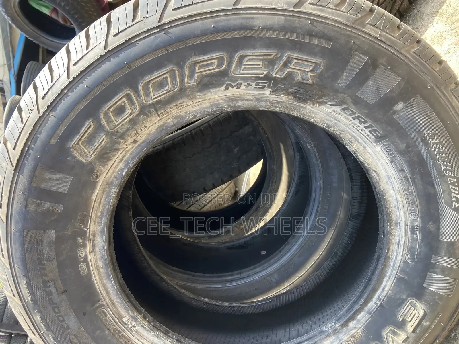 225/70r16 Set