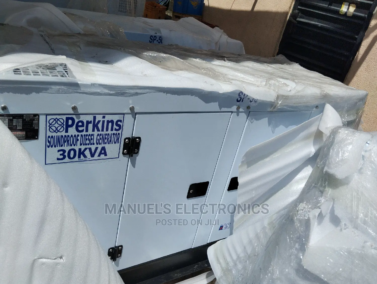 Perkins Diesel Soundproof Generator (30kva)