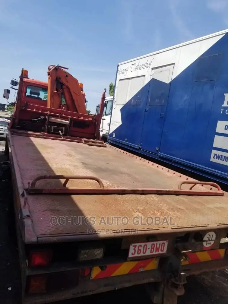 M/Benz Truck With Hiyabu 1114 Model