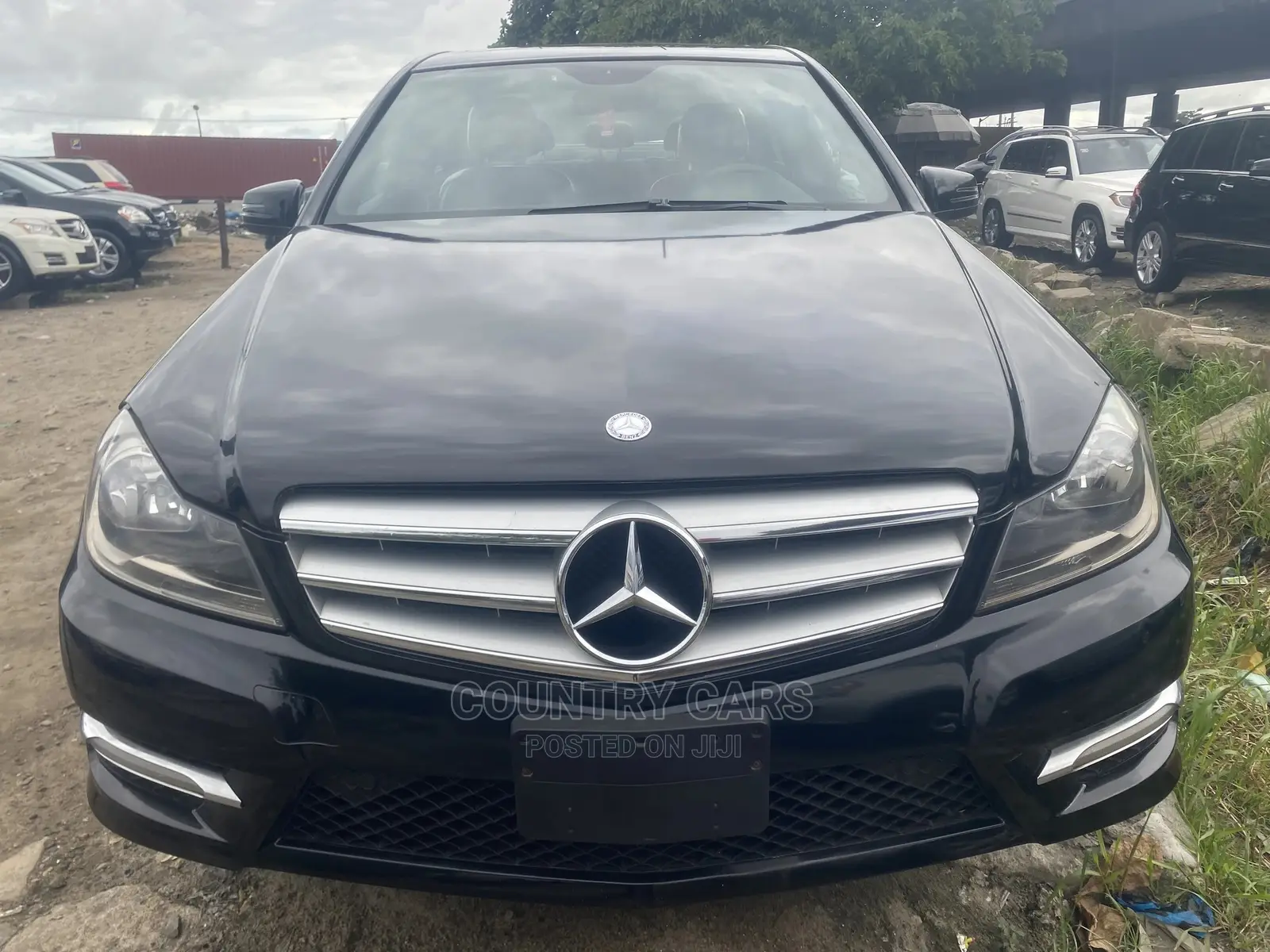 Mercedes-Benz C300 2012 Black