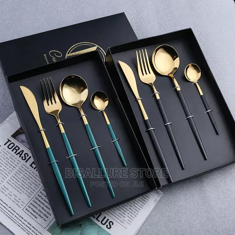 4 Pieces Cutlery Set