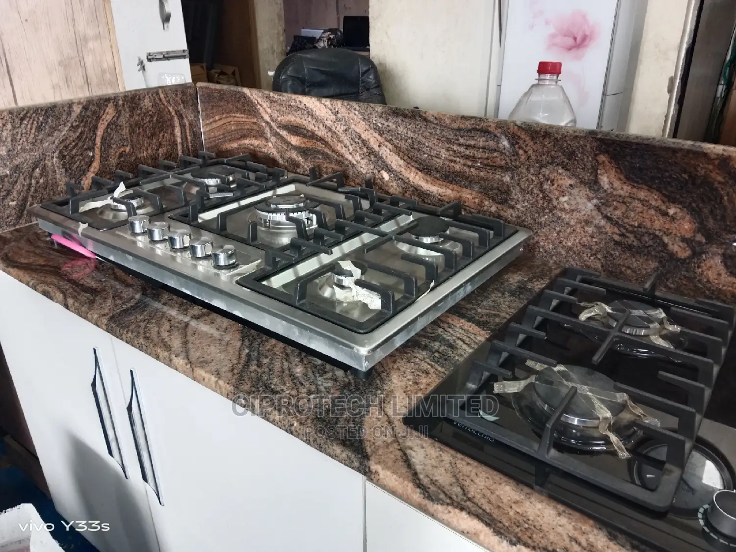 Inbuilt Gas 4 Burners