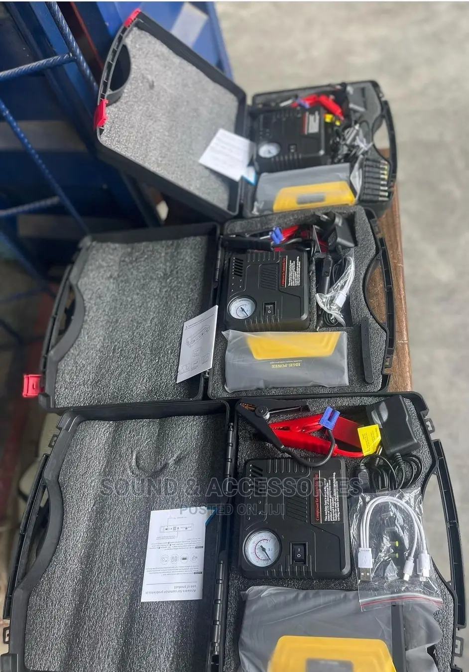 High Power Mobile Car Tyrepump With 50800mah Power Bank Jump