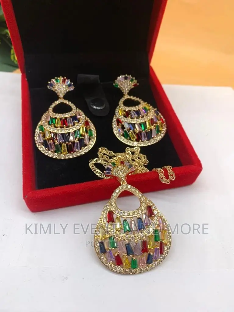 Classic Jewelry Set