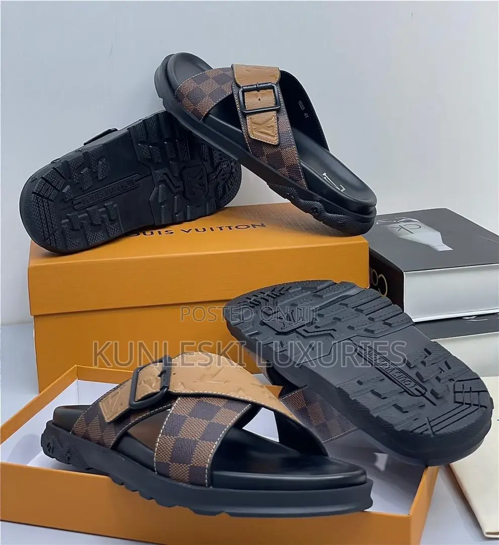 Original Louis Vuitton Men Brown Leather Slippers
