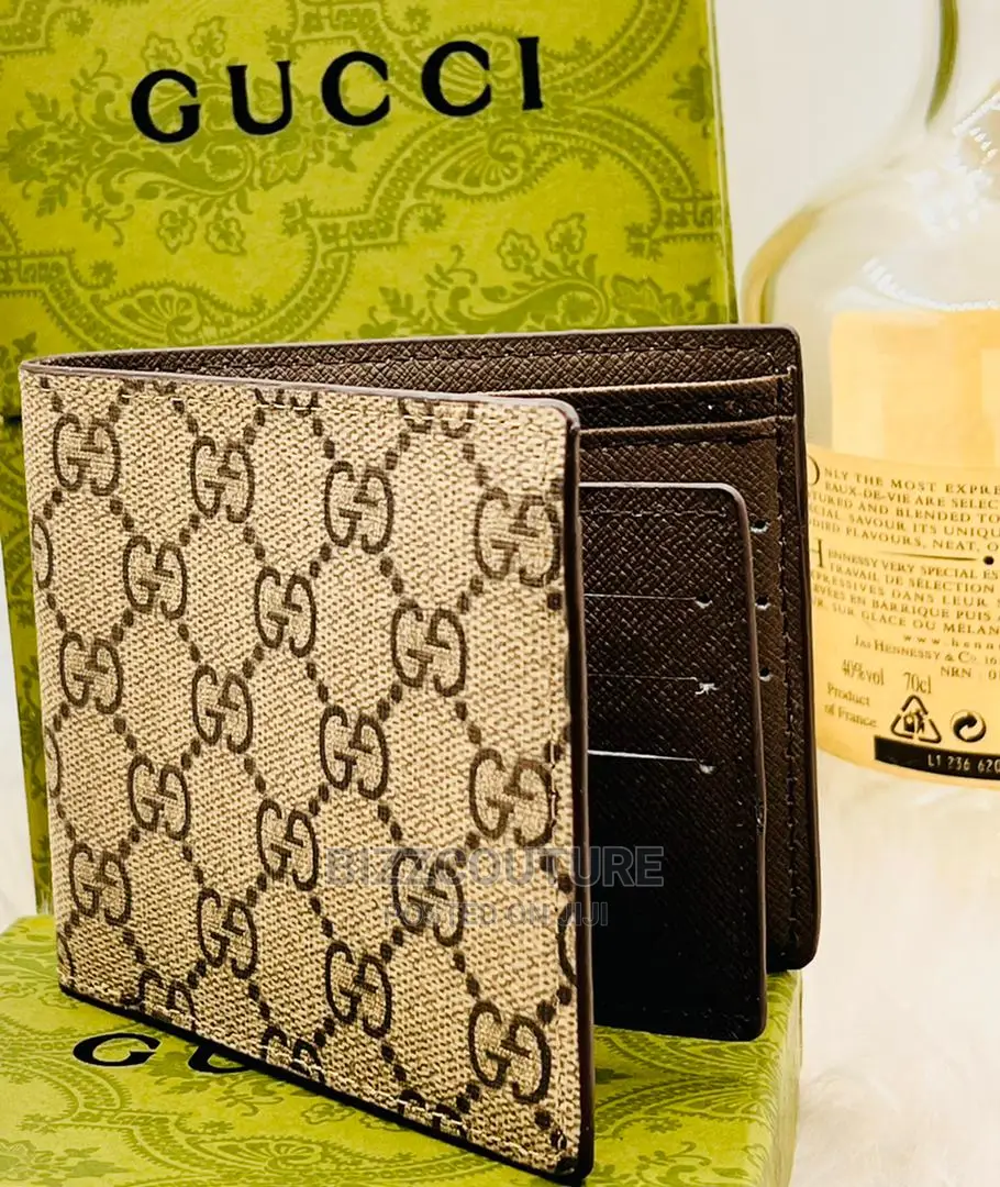 Original GUCCI Leather Wallets Available in Store