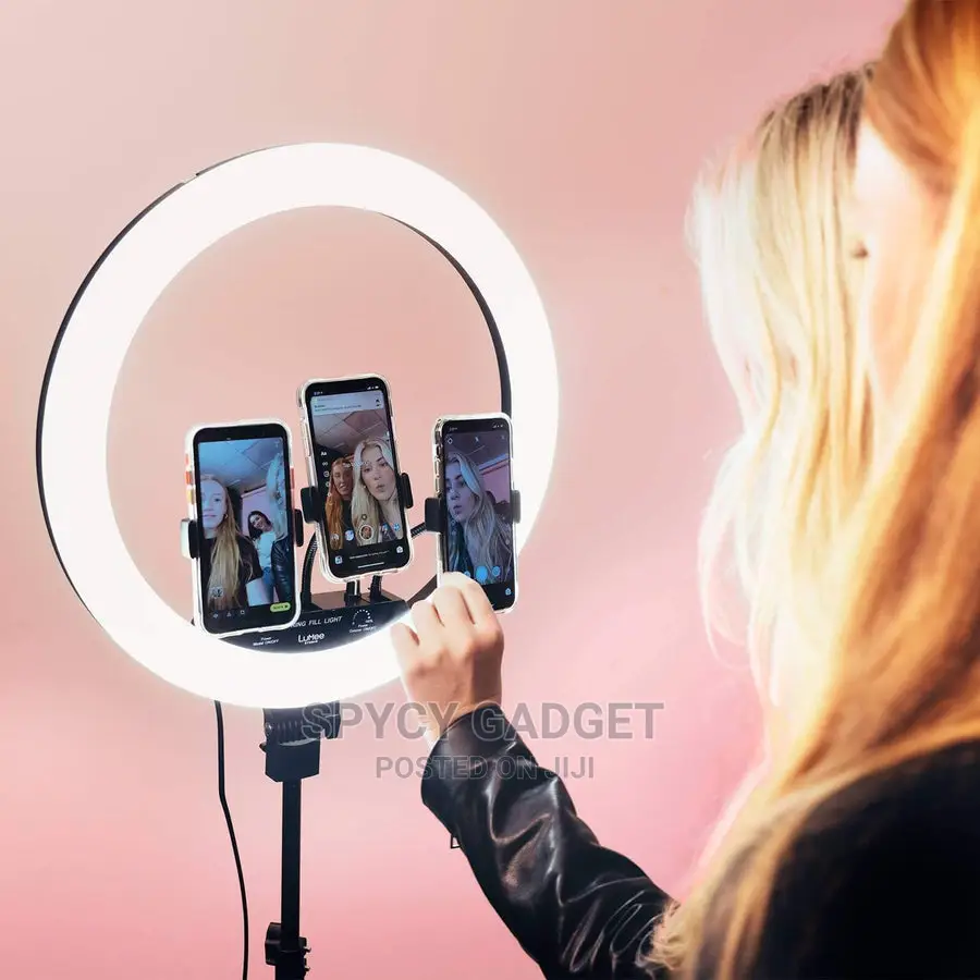 18 Inches Ring Light With 3 Phone Holder Remote