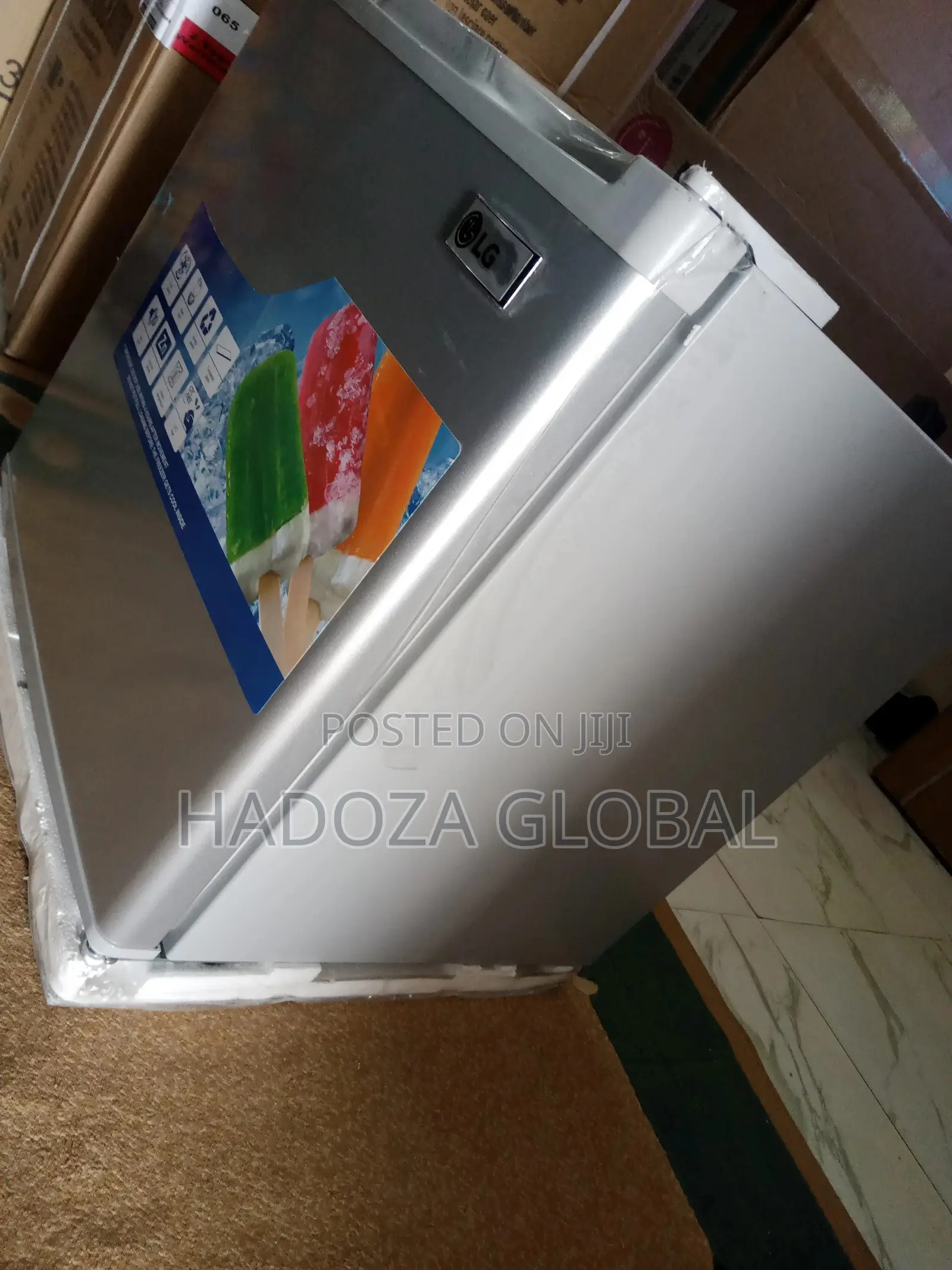 LG 45L One Door Mini Bar Bedside Refrigerator GC-051SA