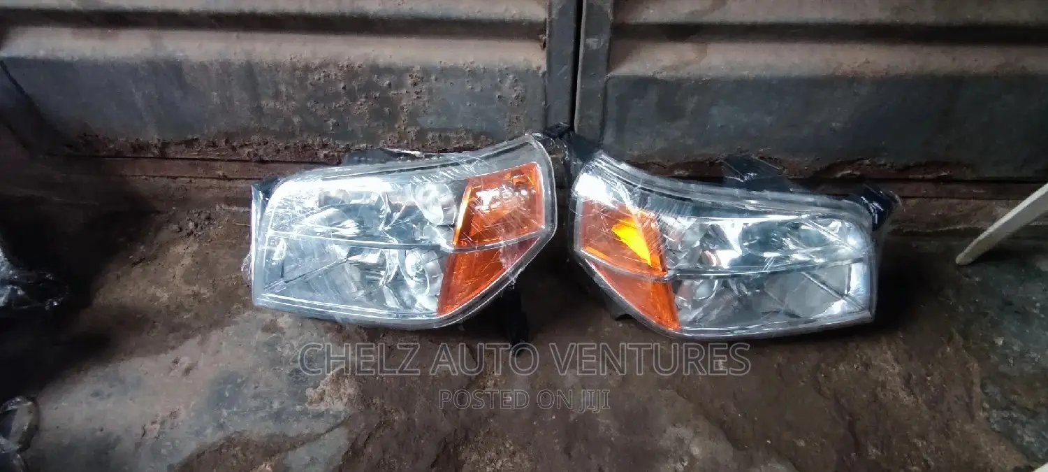 Headlamps for Honda Pilot 06 Model