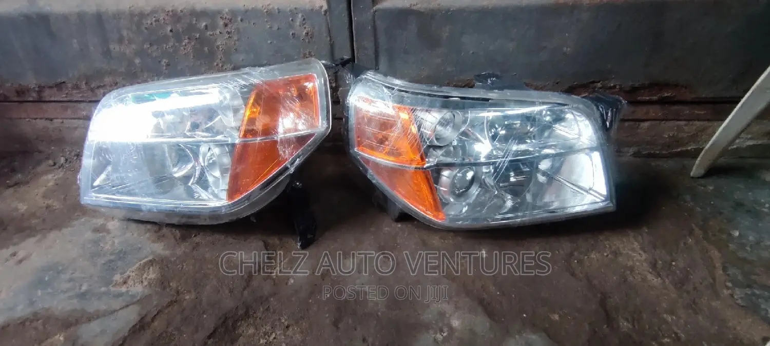Headlamps for Honda Pilot 06 Model