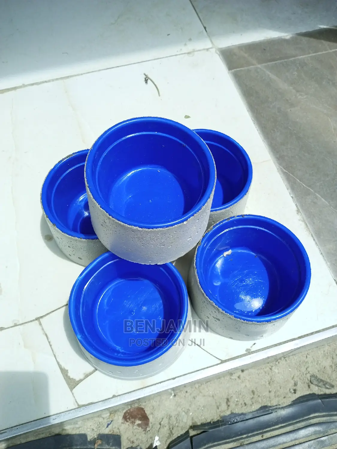 Concrete Rabbit Feeders and Drinkers