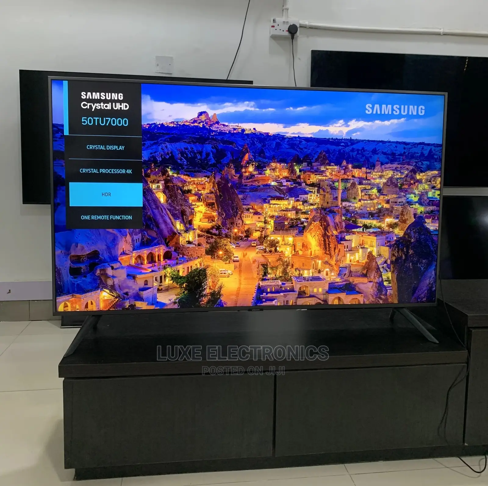 50 Inch Samsung Crystal Uhd HDR Smart Tv 2020/2021 Model