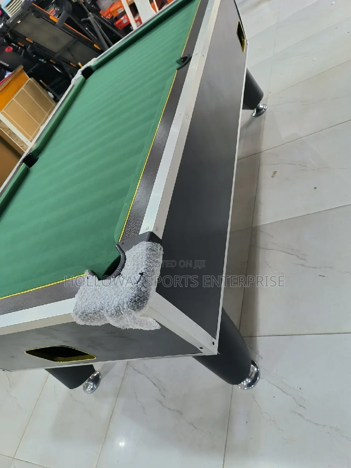 Hdf Coin 7ft Snooker Table With Free Accessories