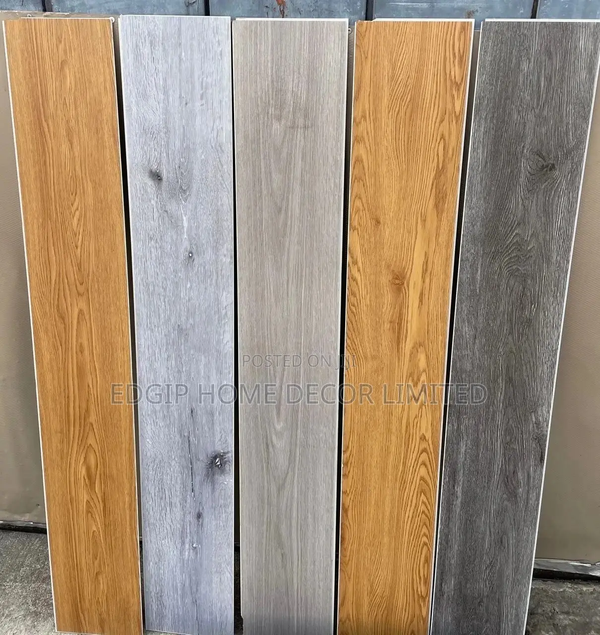 SPC Laminated Flooring Panel (Foreign)
