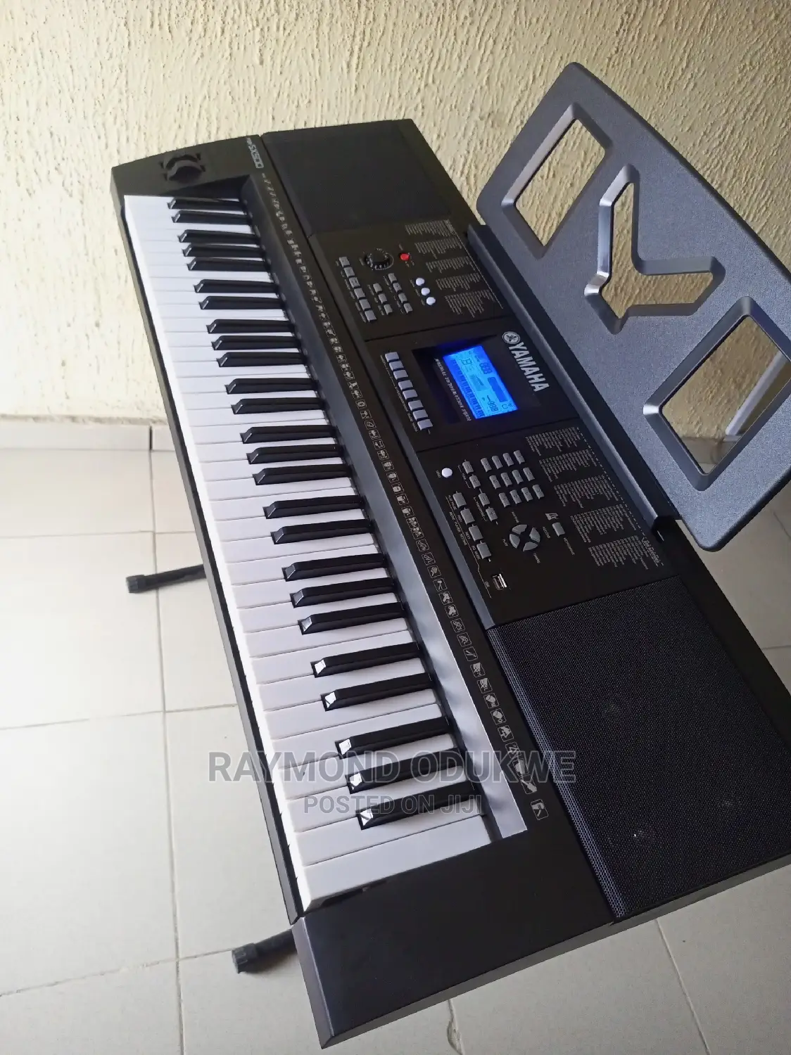 Yamaha 61 Keys Touch Sensitive Portable Keyboard Piano