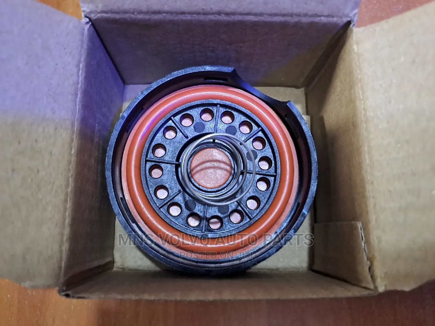 Volvo XC90 3.2L, S80,XC60 PVC Oil Trap