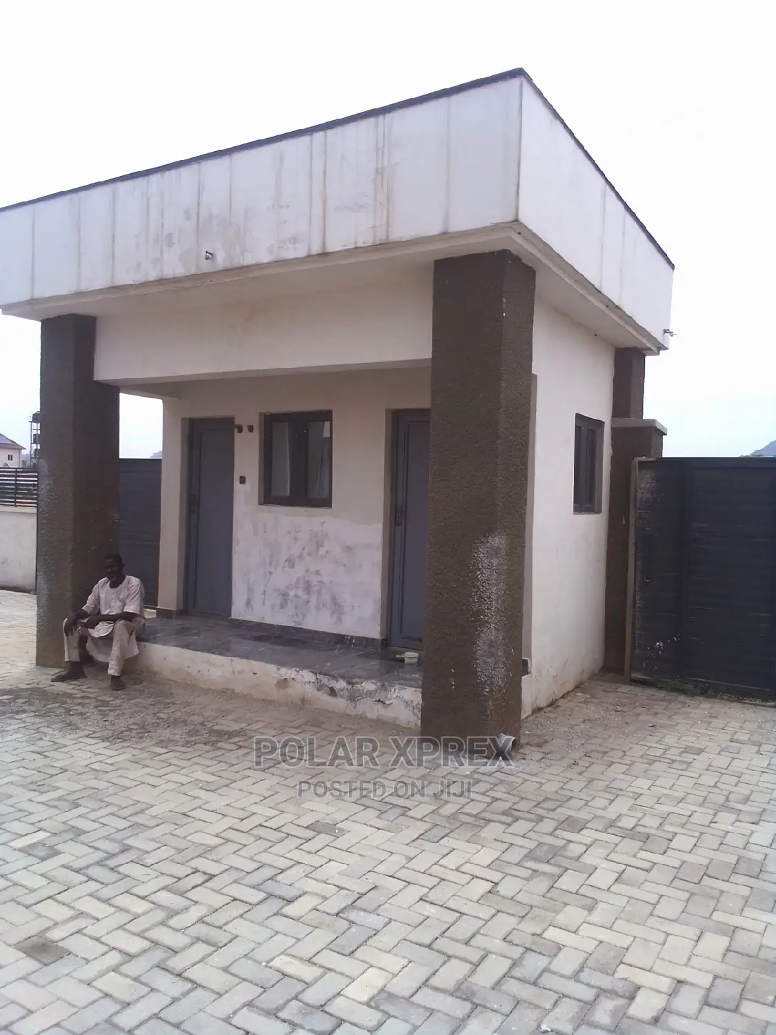 4bdrm Duplex in Fo1, Kubwa for sale