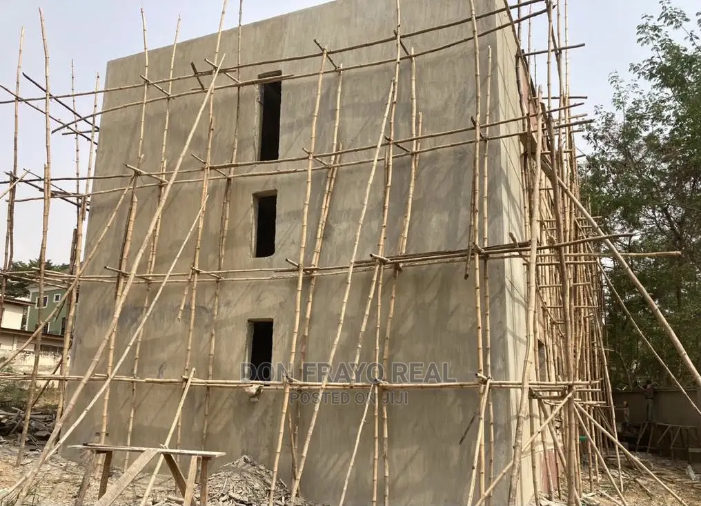 16 Rooms Building on 1241 SQM Land in Idihshin Jericho Gra, Ibadan