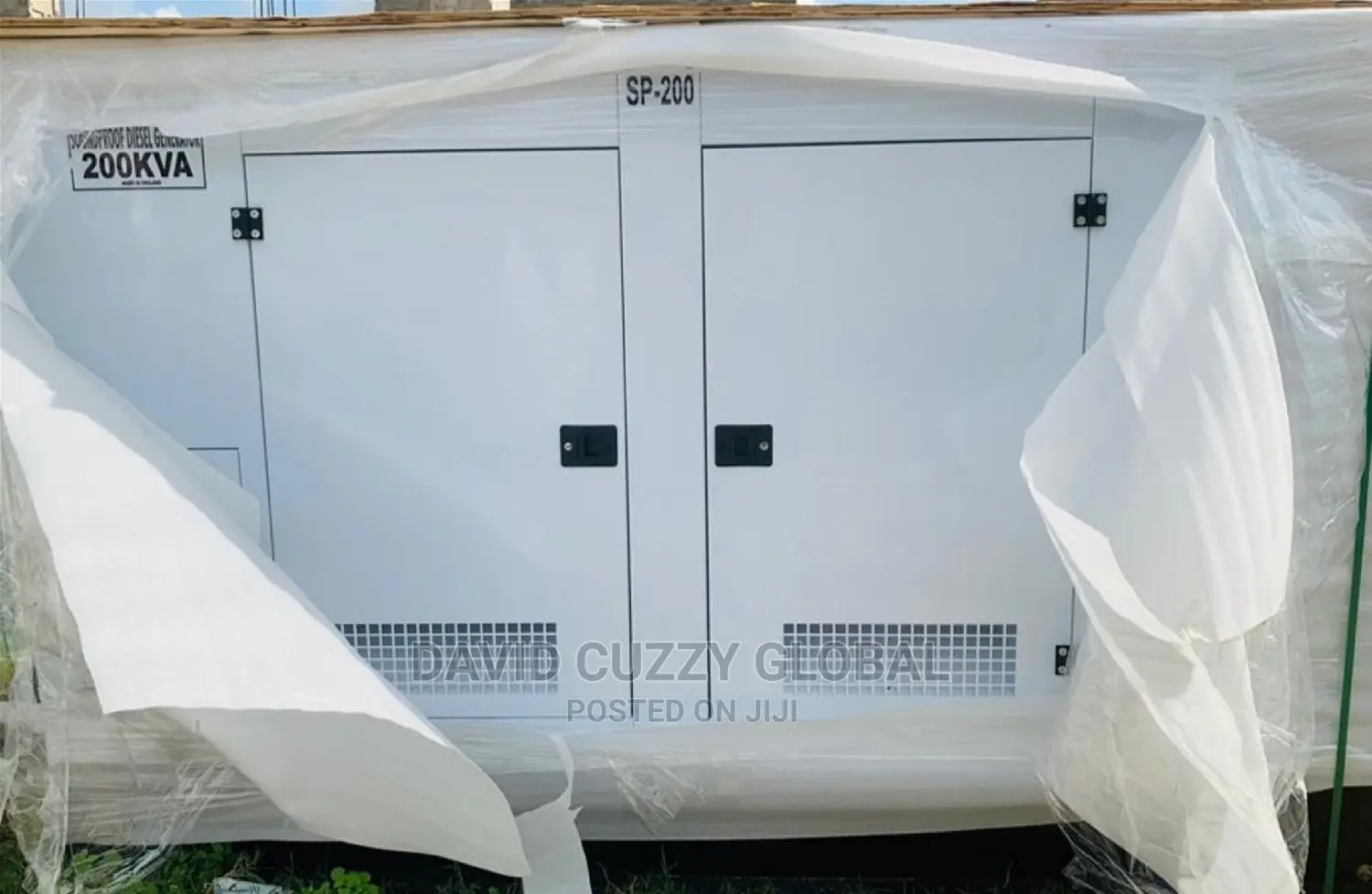 Original 200kva Perkins Soundproof Diesel Generator