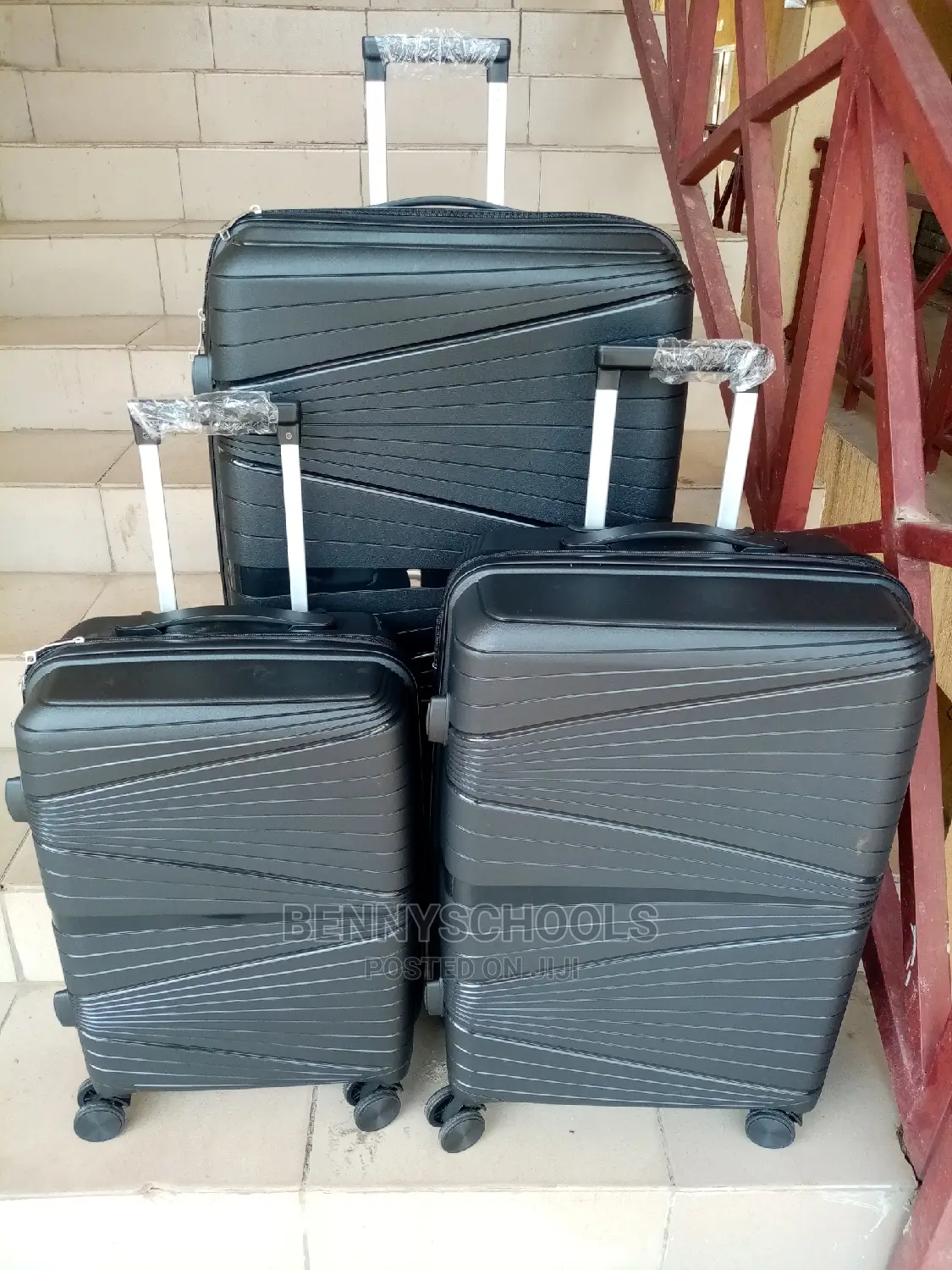 Zig Set of 3 Unbreakable Elastic Rubber Travel Luggage Boxes