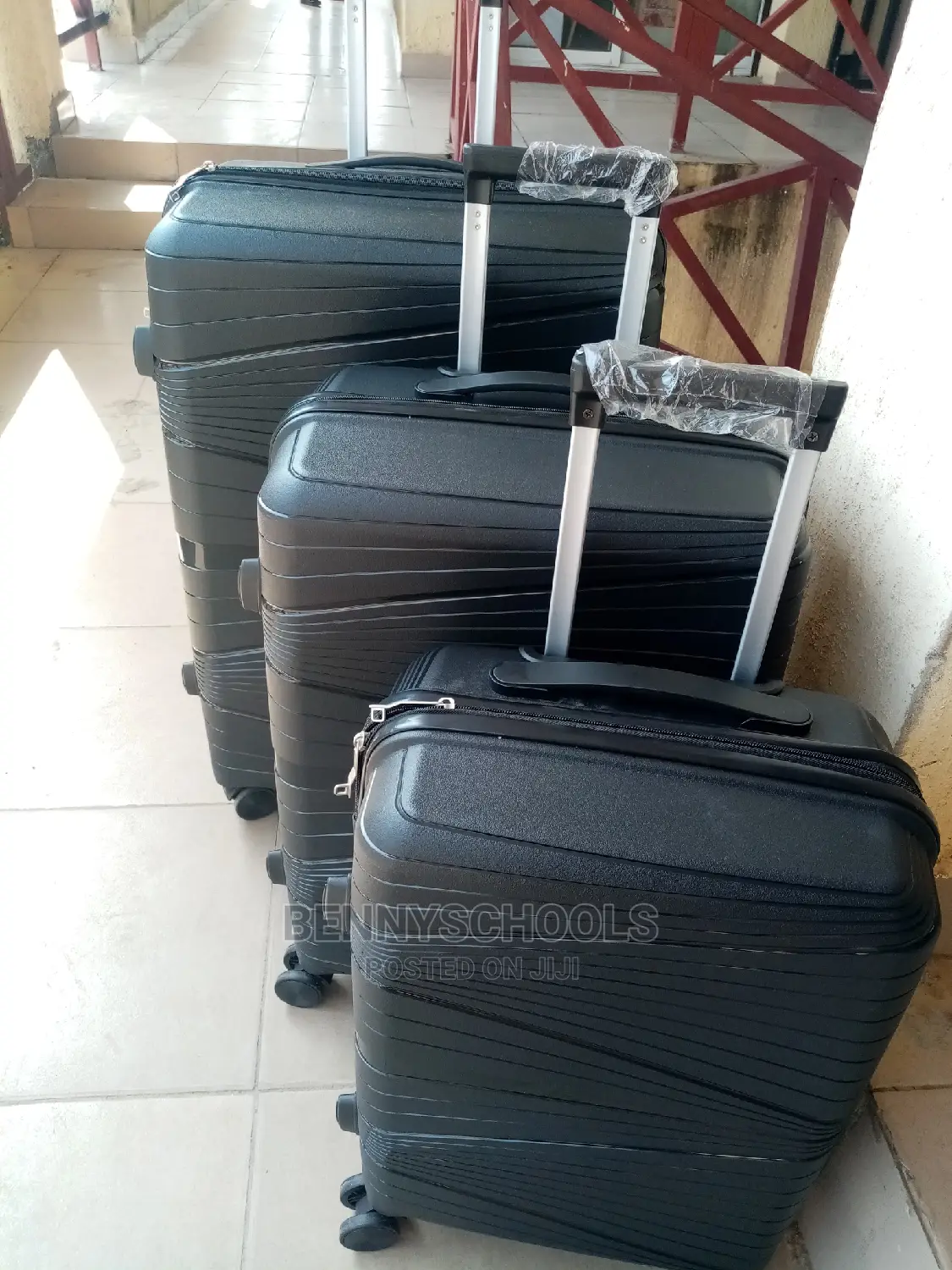Zig Set of 3 Unbreakable Elastic Rubber Travel Luggage Boxes