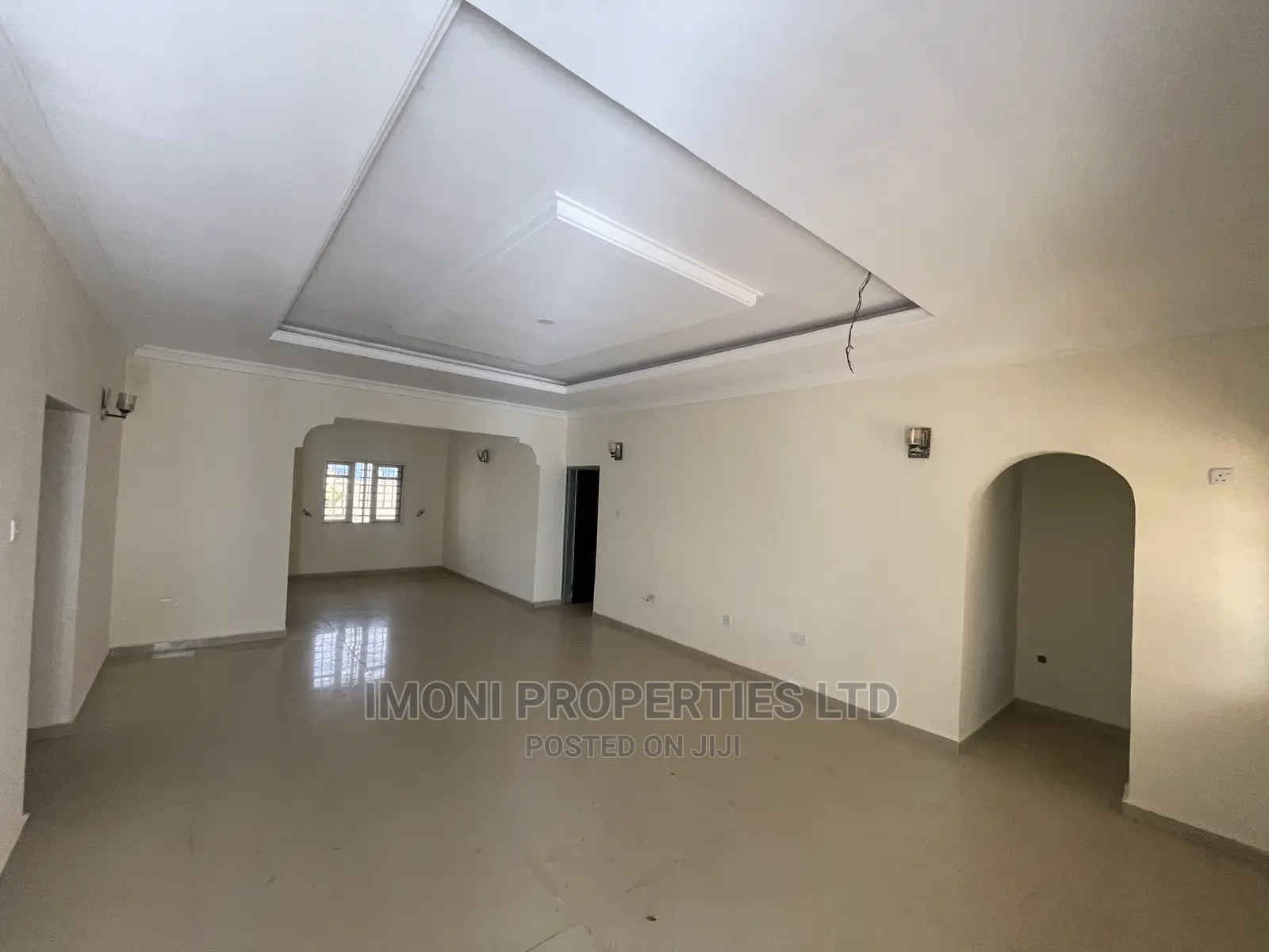 3bdrm Block of Flats in Fo1, Kubwa for rent
