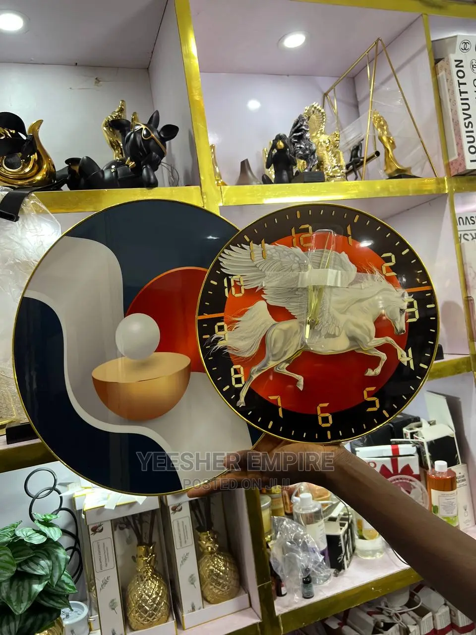 Glossy Frame With Clock