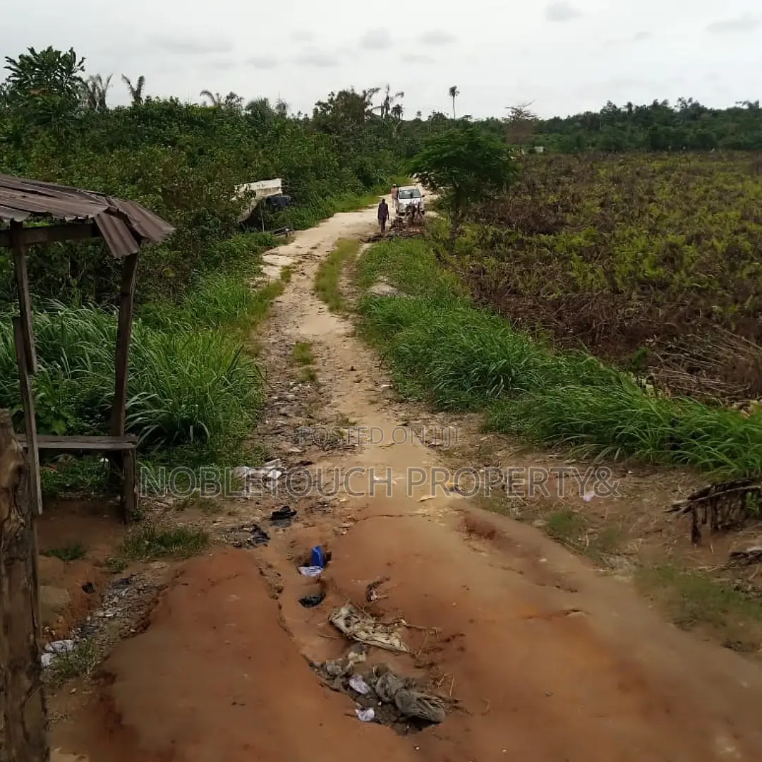 Acres and Plots of Land Along Ikotun Egbe for Sale