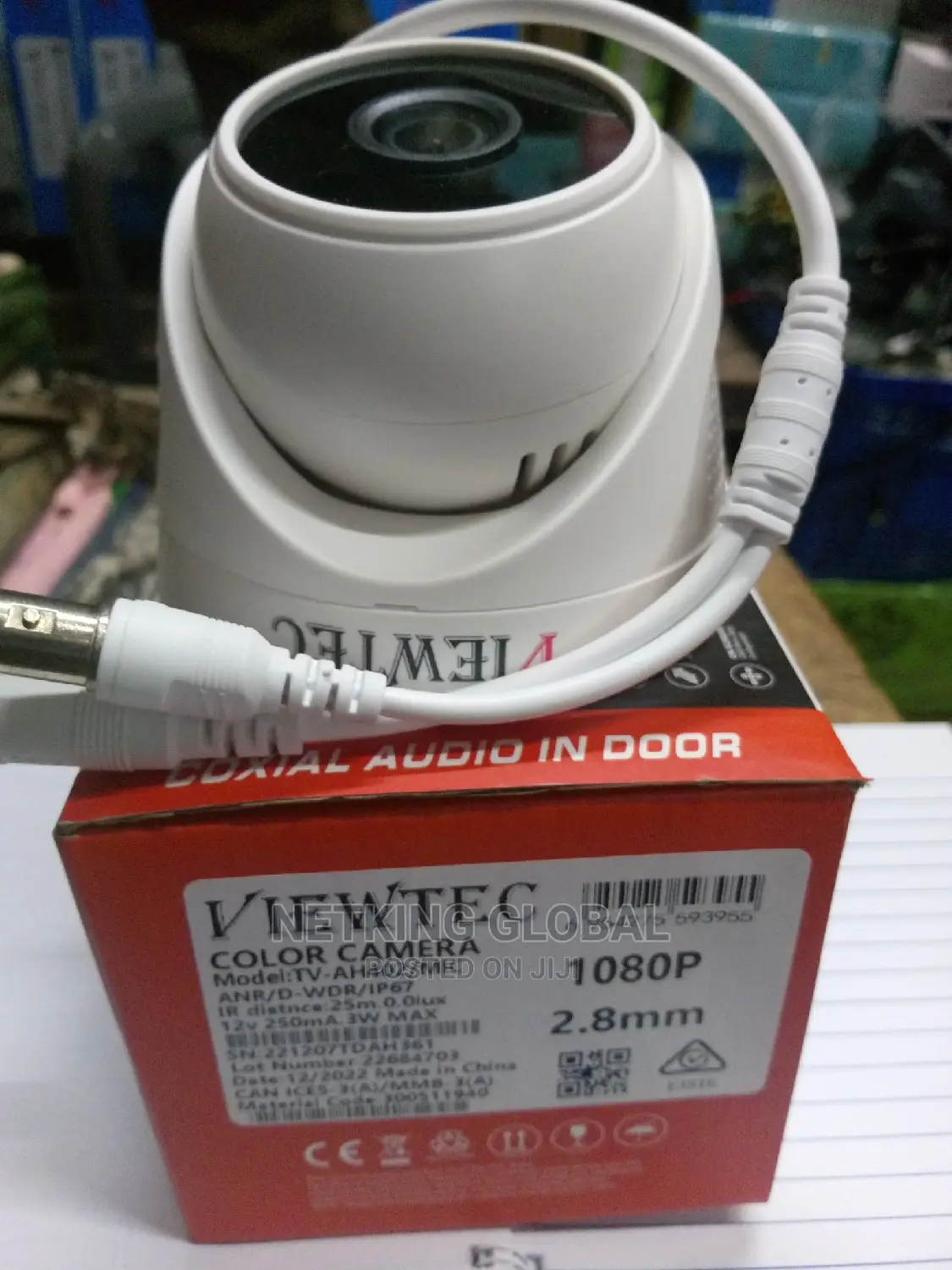 Viewtec Color Camera Indoor/Outdoor (Vt-ah402/Mic) 1080p