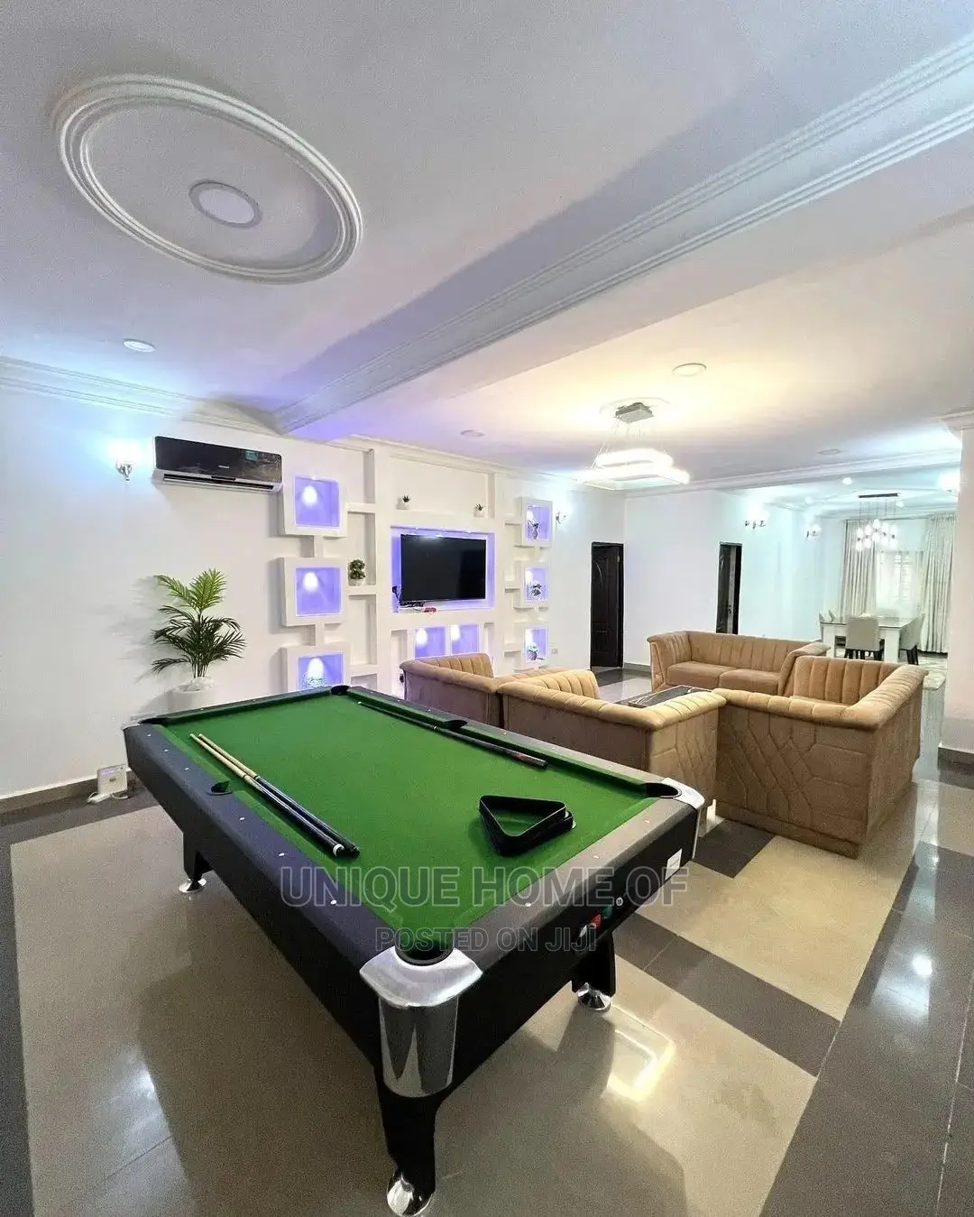 8ft Snooker With Complete Accessories