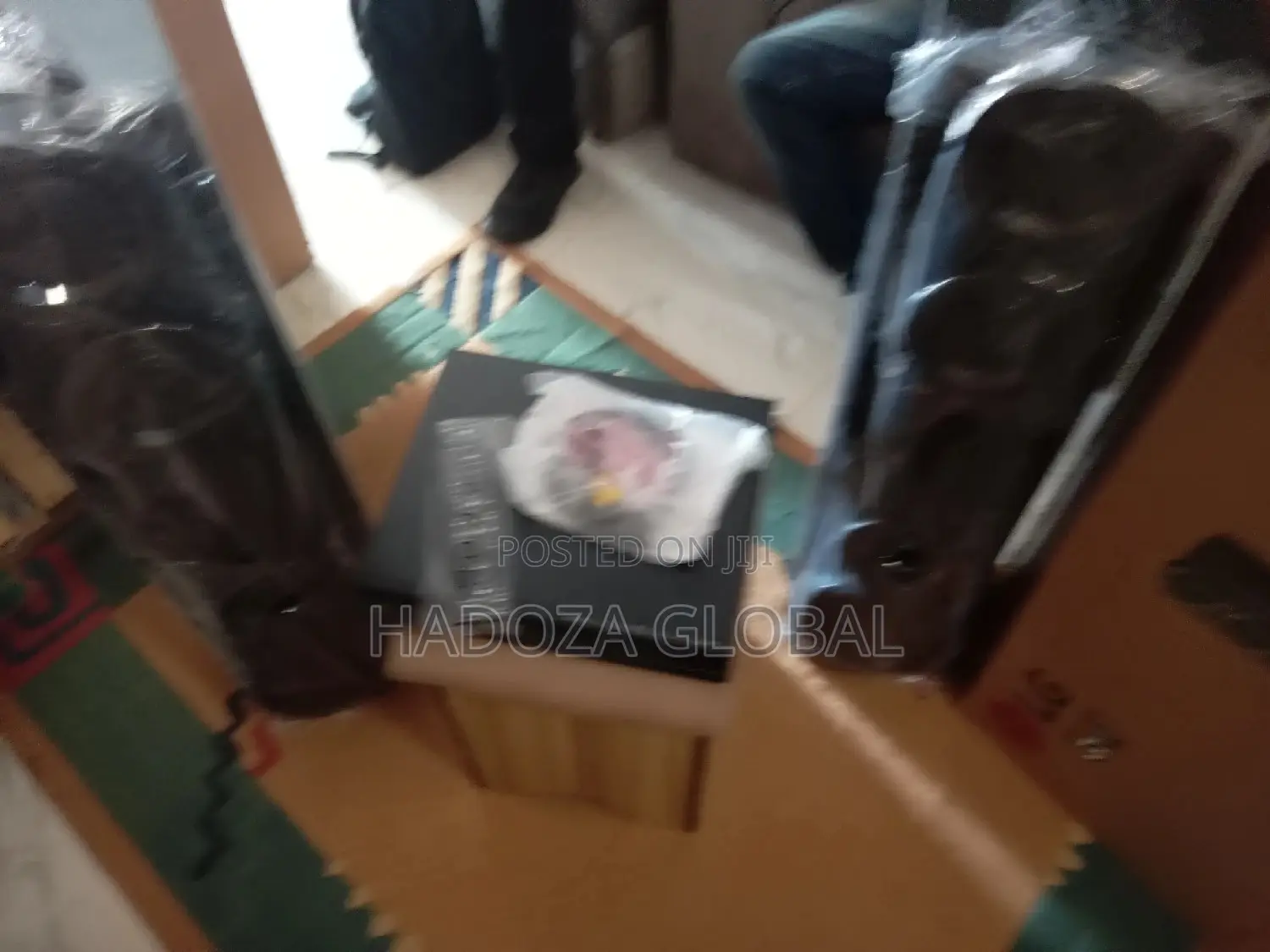 LG 1000W, 4.2CH, 2 Speakers, Powerful Bass Blast, Bluetooth