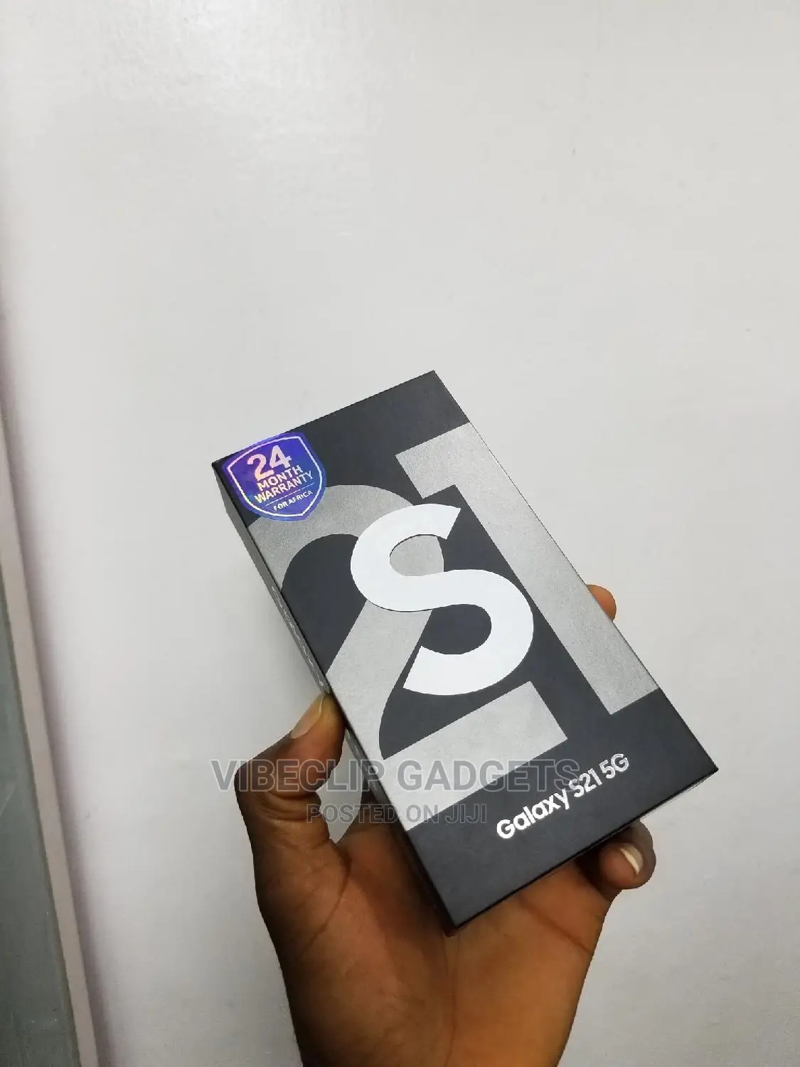 New Samsung Galaxy S21 5G 128 GB Silver