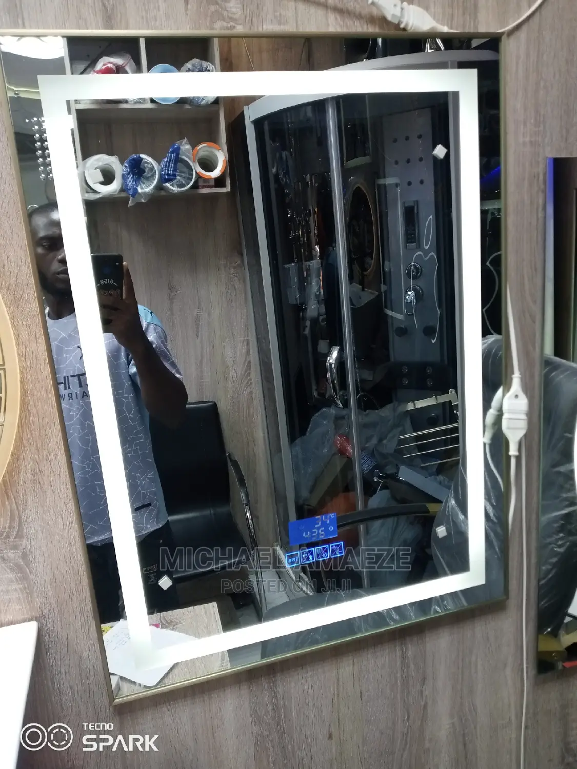 Square LED Bluetooth Mirror