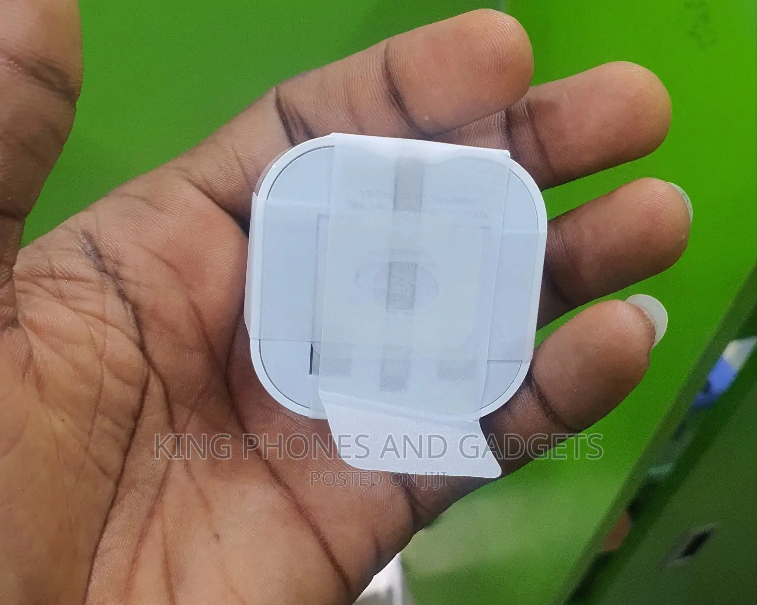 Apple Adapter