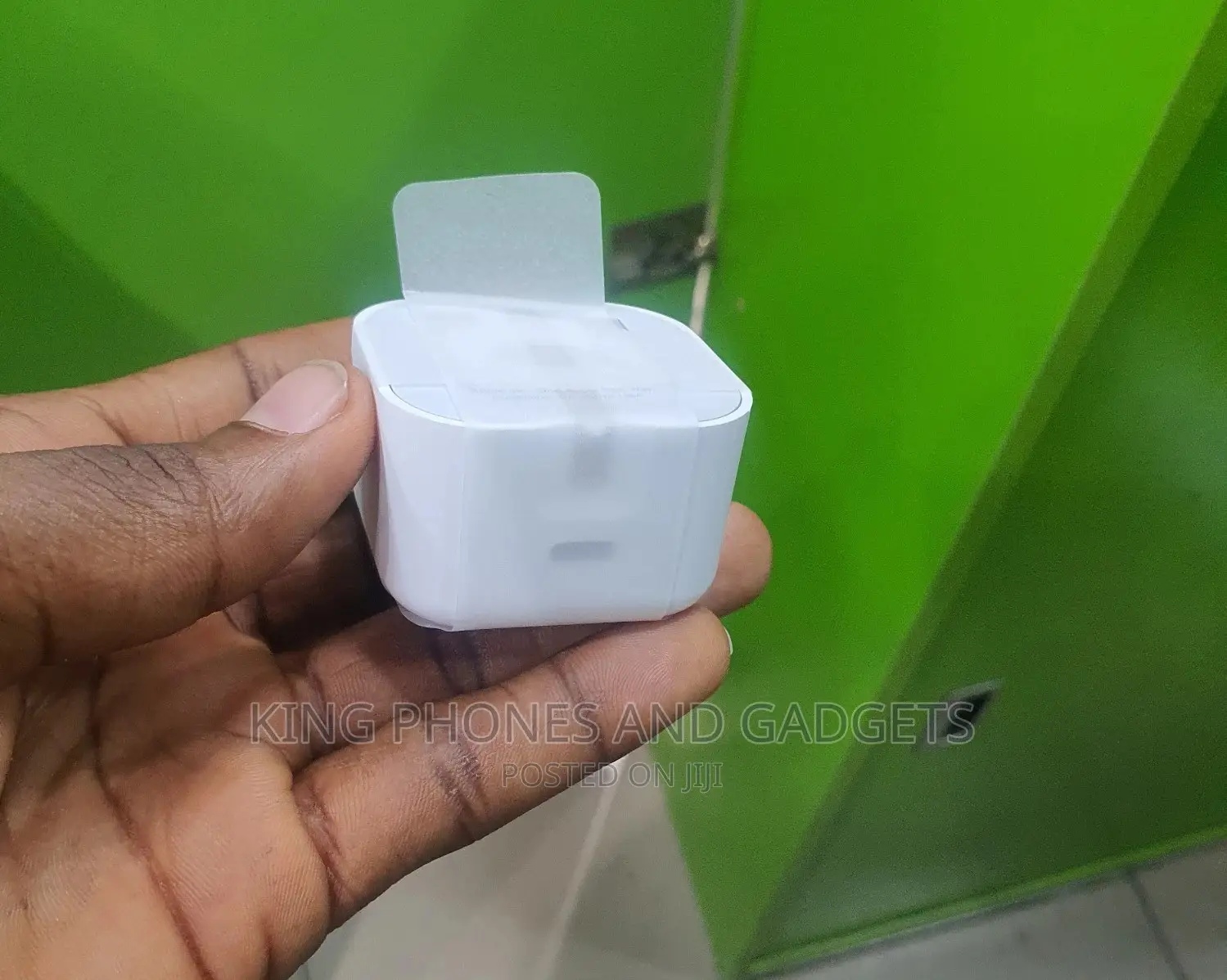 Apple Adapter