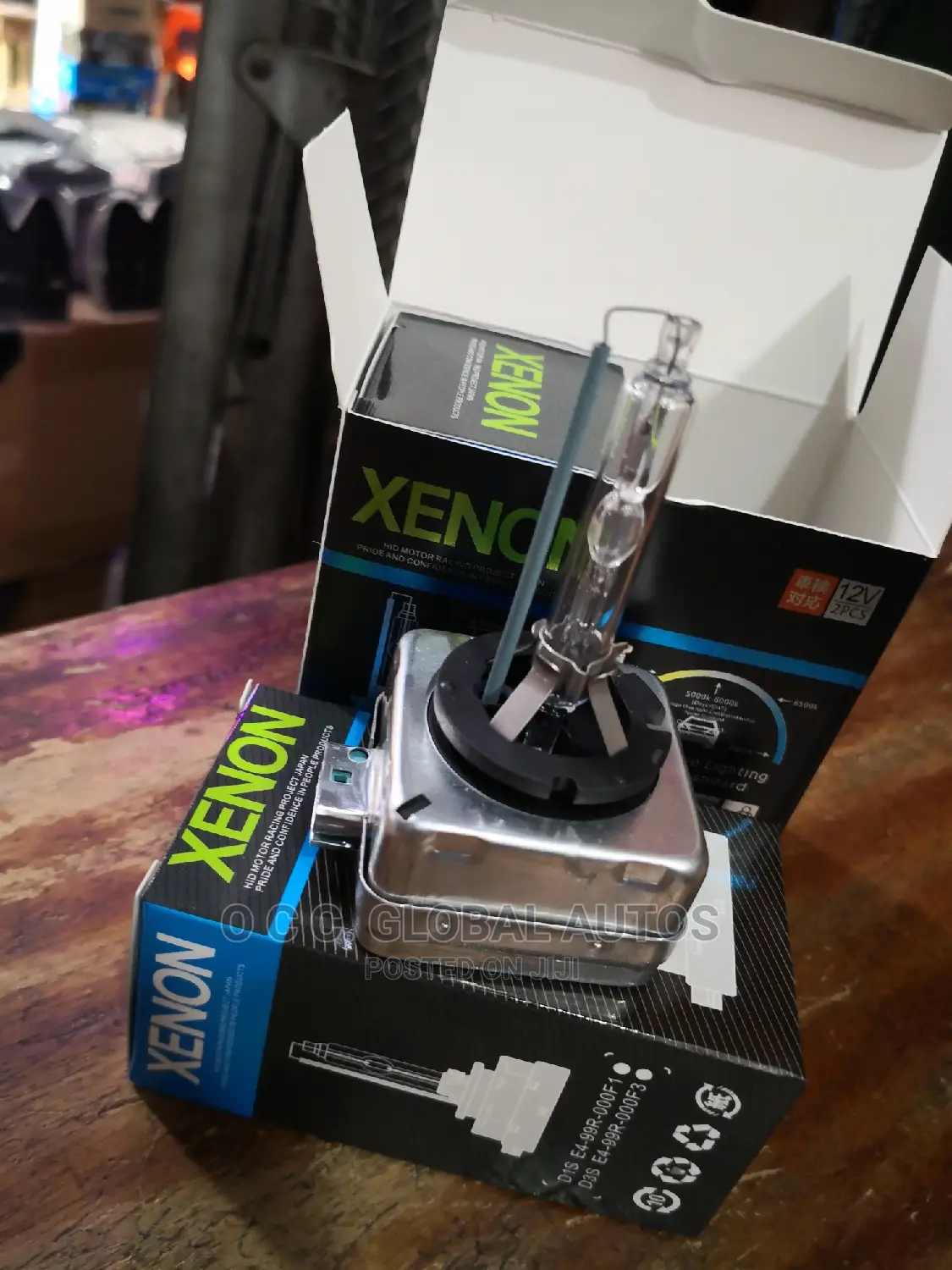Xenon Light D1s Bulbs
