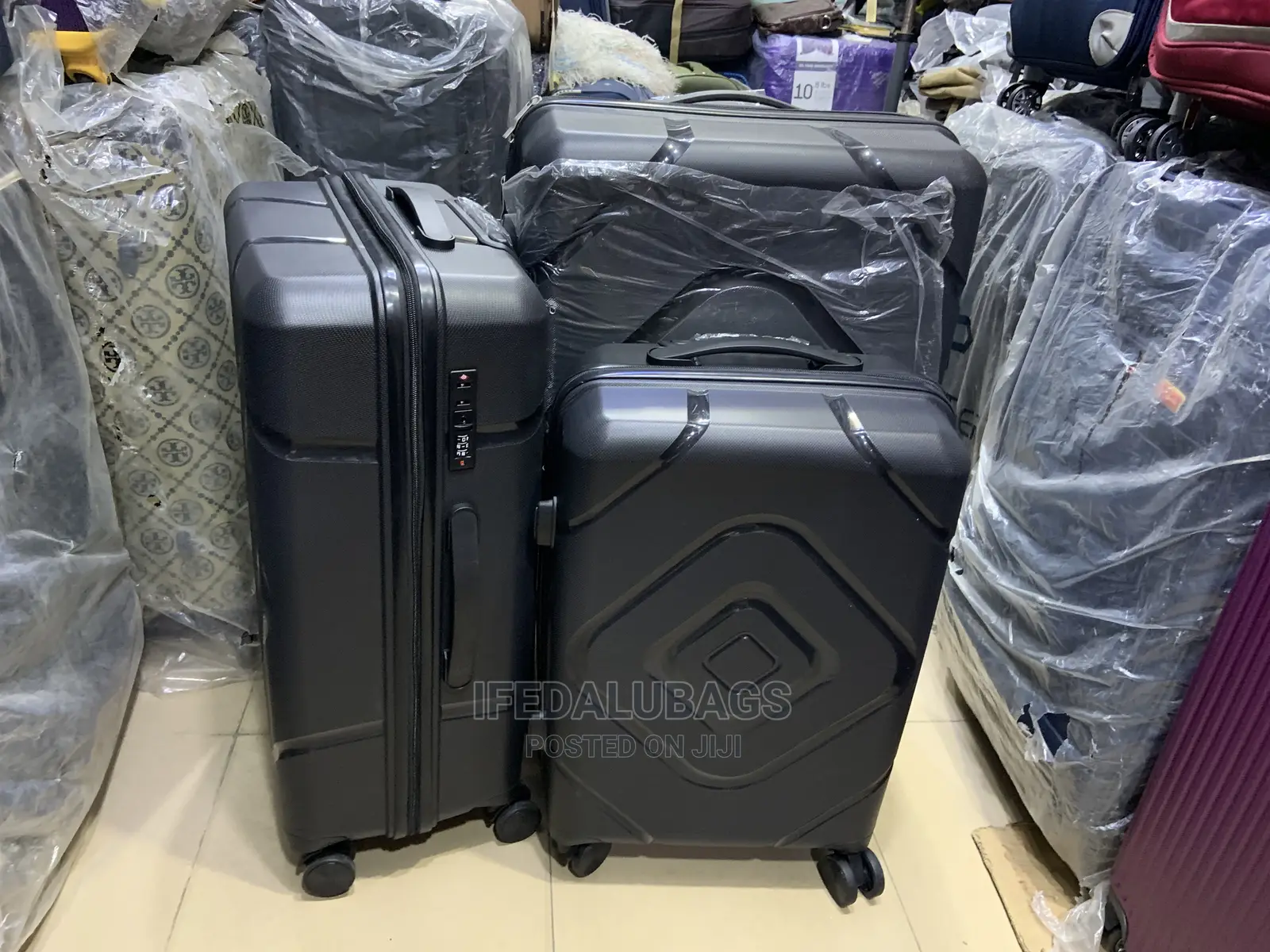 Set of High Quality Unbreakable Plastic Traveling Luggage