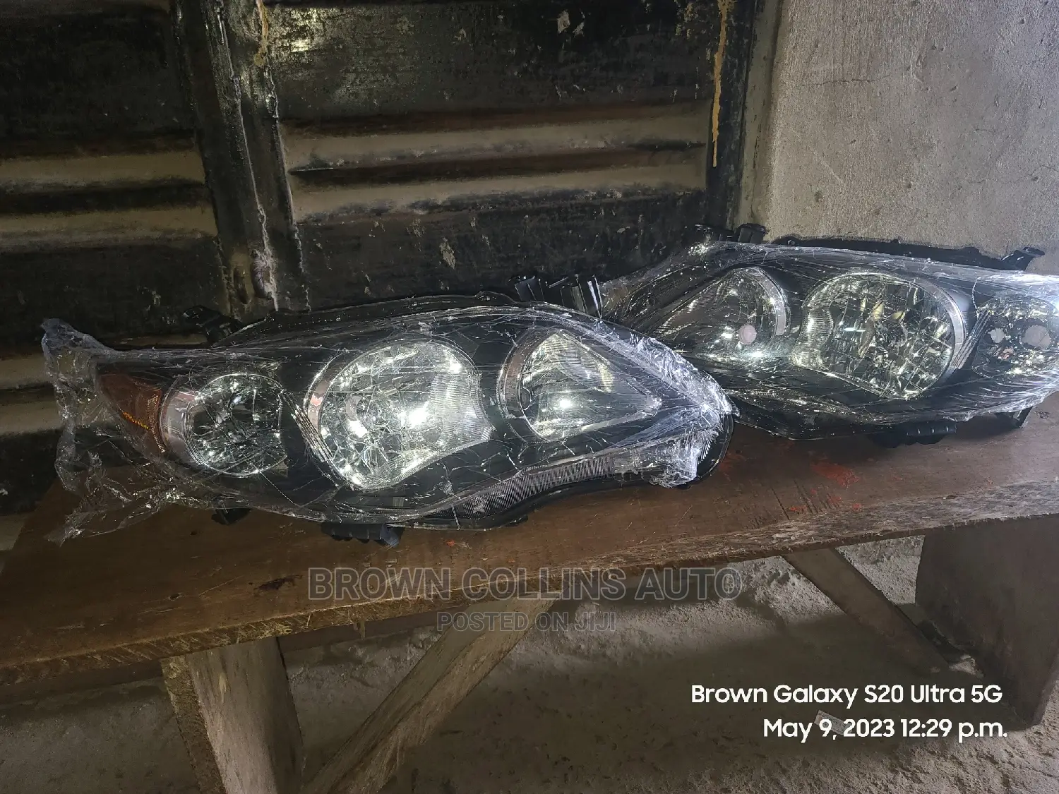 Headlamps Toyota Corolla 2010-2013 Dark Face