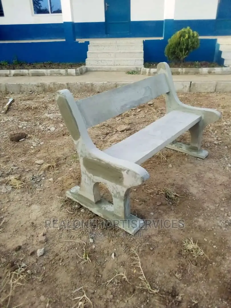 Quality (Concrete) Garden Chair