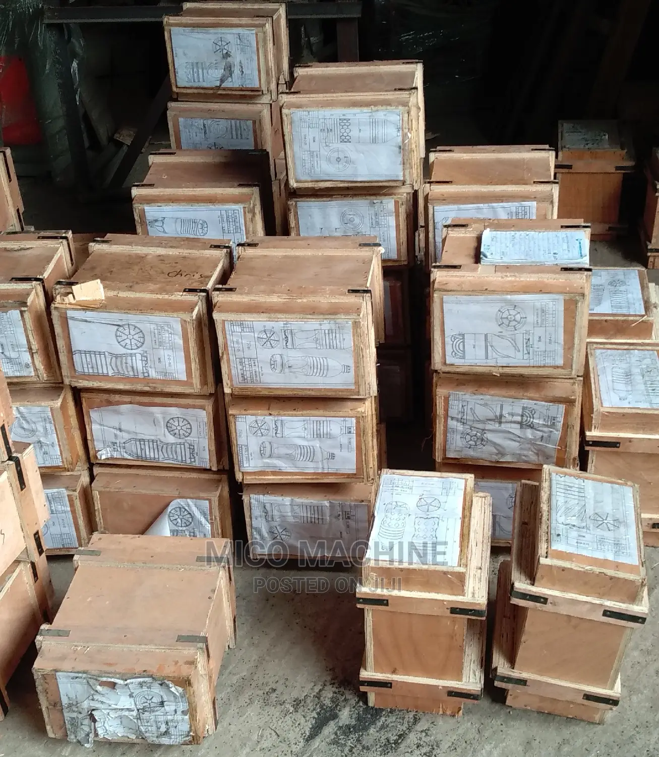 Quality Pet Bottle Moulds Plastic Bottle Moulds