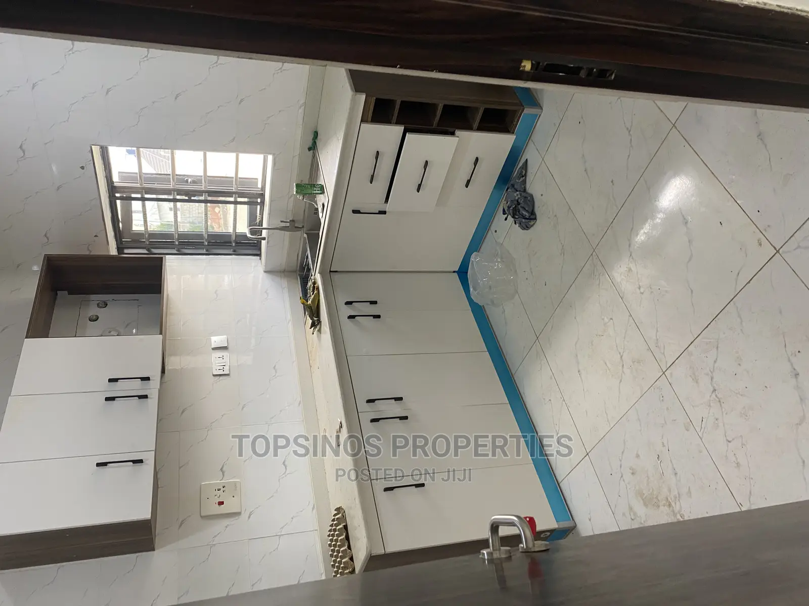 2bdrm Block of Flats in Dawaki for rent