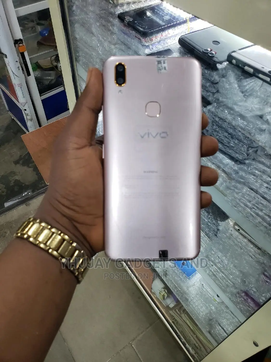 Vivo Y85 64 GB Gold