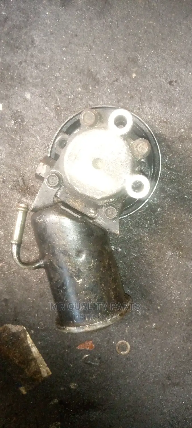 Power Steering Pump For Toyota 4runner 2000, 2002, 2004