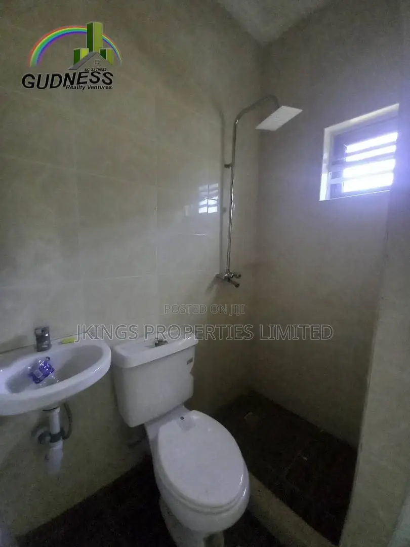 Furnished 2bdrm Block of Flats in Lekki County Homes for rent